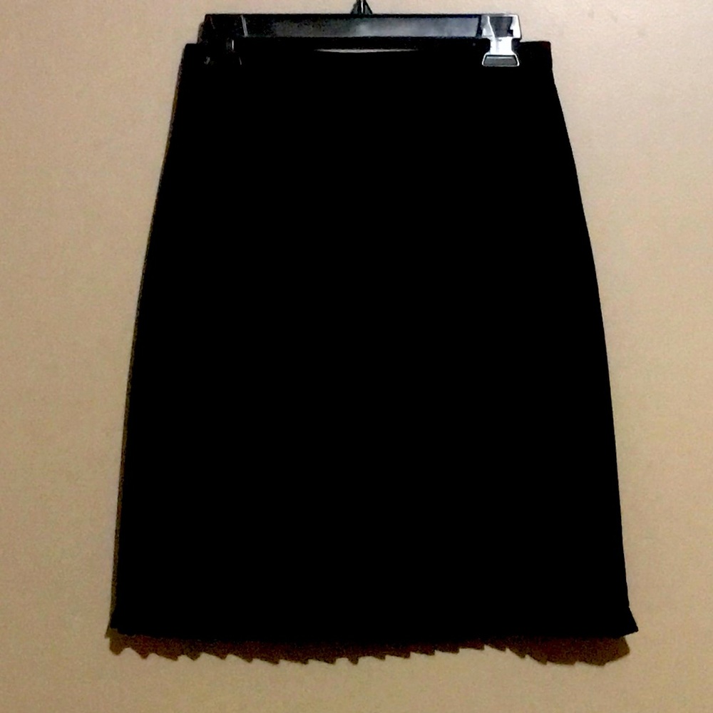 B. Moss Short Black Lined Dressy Skirt Pleated Hem size 6